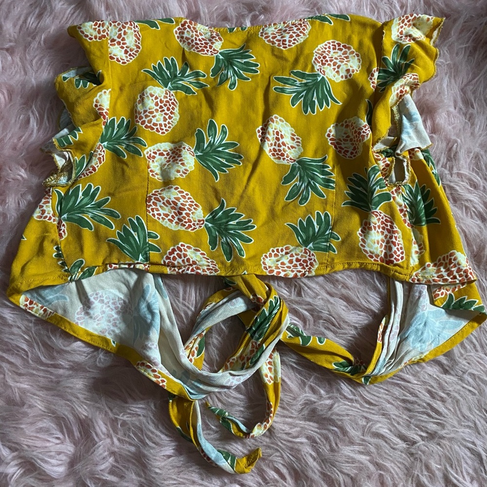 Pineapple top - Picture 2 of 3